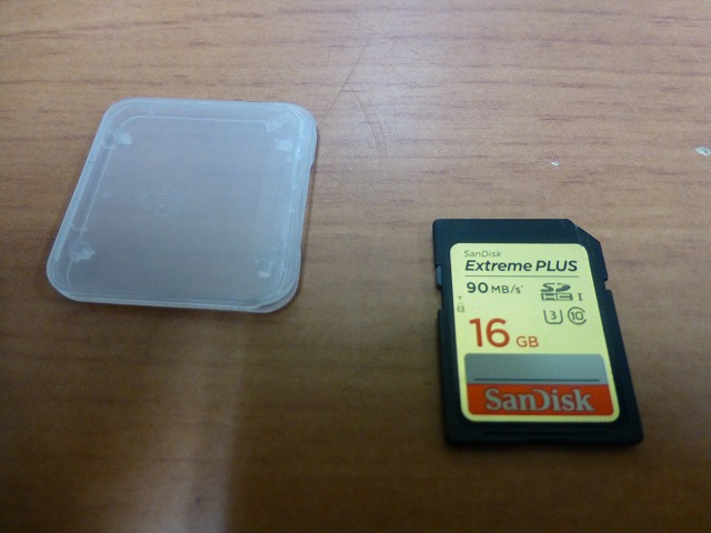 16GB SDカード