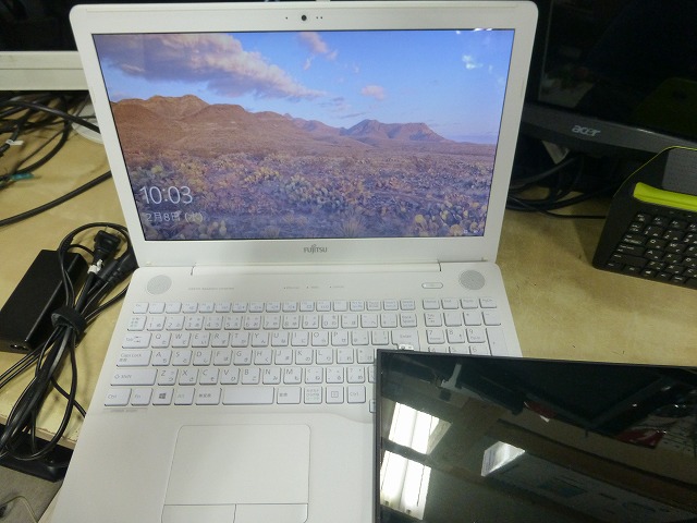 LIFEBOOK AH50/D1 液晶交換