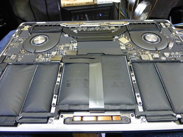 macbook pro 13C`摜