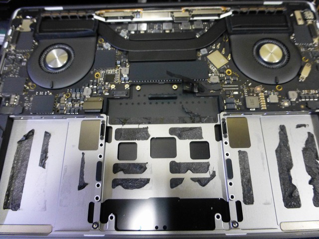 macbook pro 13C`摜