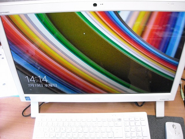 一体型パソコン液晶パネル交換