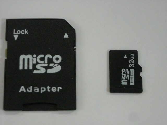 microSDカード32GBの画像